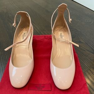 Valentino Tango Pump